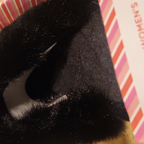 TOTES TOASTIES Cheetah Animal Print Memory Foam Slippers. NEW! Holiday Gift Idea - Picture 13 of 16